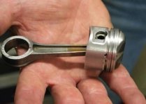 HONDA RC166 PISTON.jpg