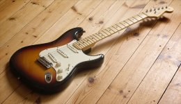 Strat_0003.jpg