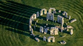 stonehenge.jpg