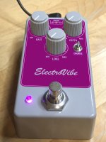 Fig Vibe Mini Mockup Pedal.jpg