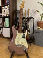 fenderstrat.jpg