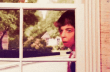 gladyskravitz-yikes.gif