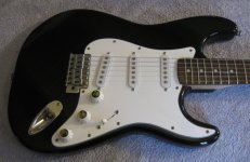Squier Strat v4 - 02.jpg