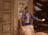 golden-girls-happy-dance.gif