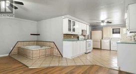 terrible-real-estate-pics-4.jpeg