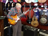 guitar-player-1024.jpg